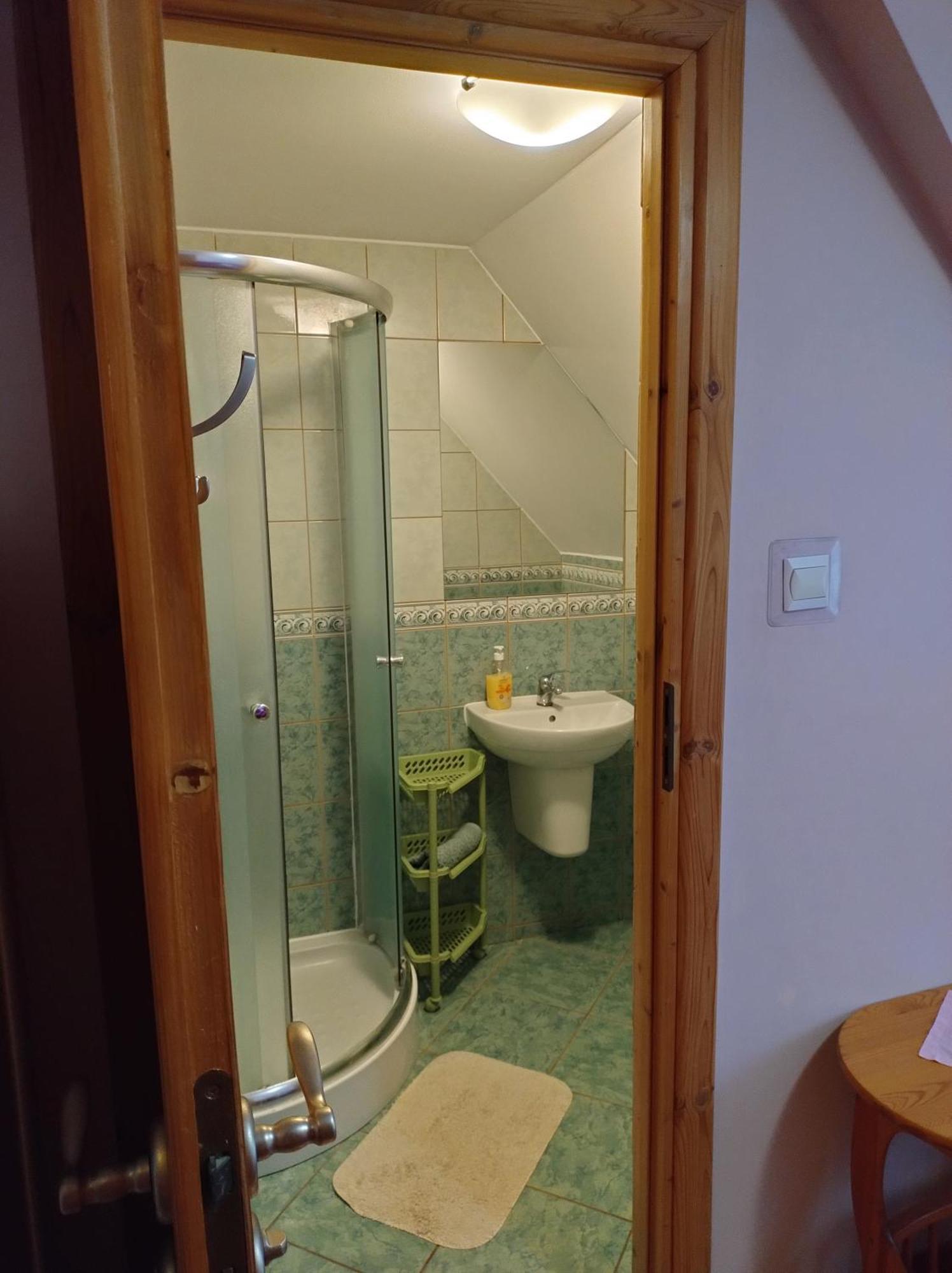 Dom Sloneczko Pokoje Do Wynajecia W Bialowiezy Białowieża Habitación foto