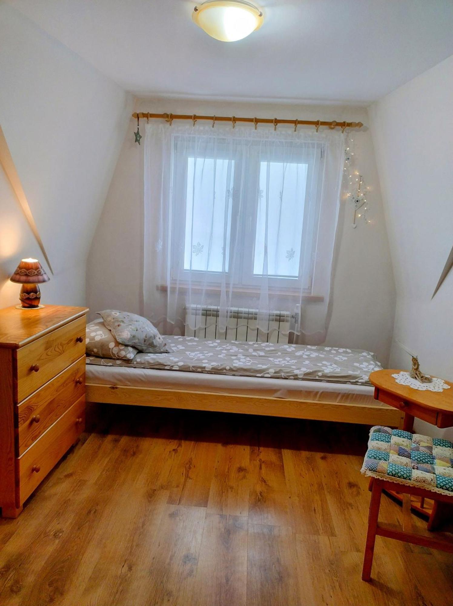 Dom Sloneczko Pokoje Do Wynajecia W Bialowiezy Białowieża Habitación foto